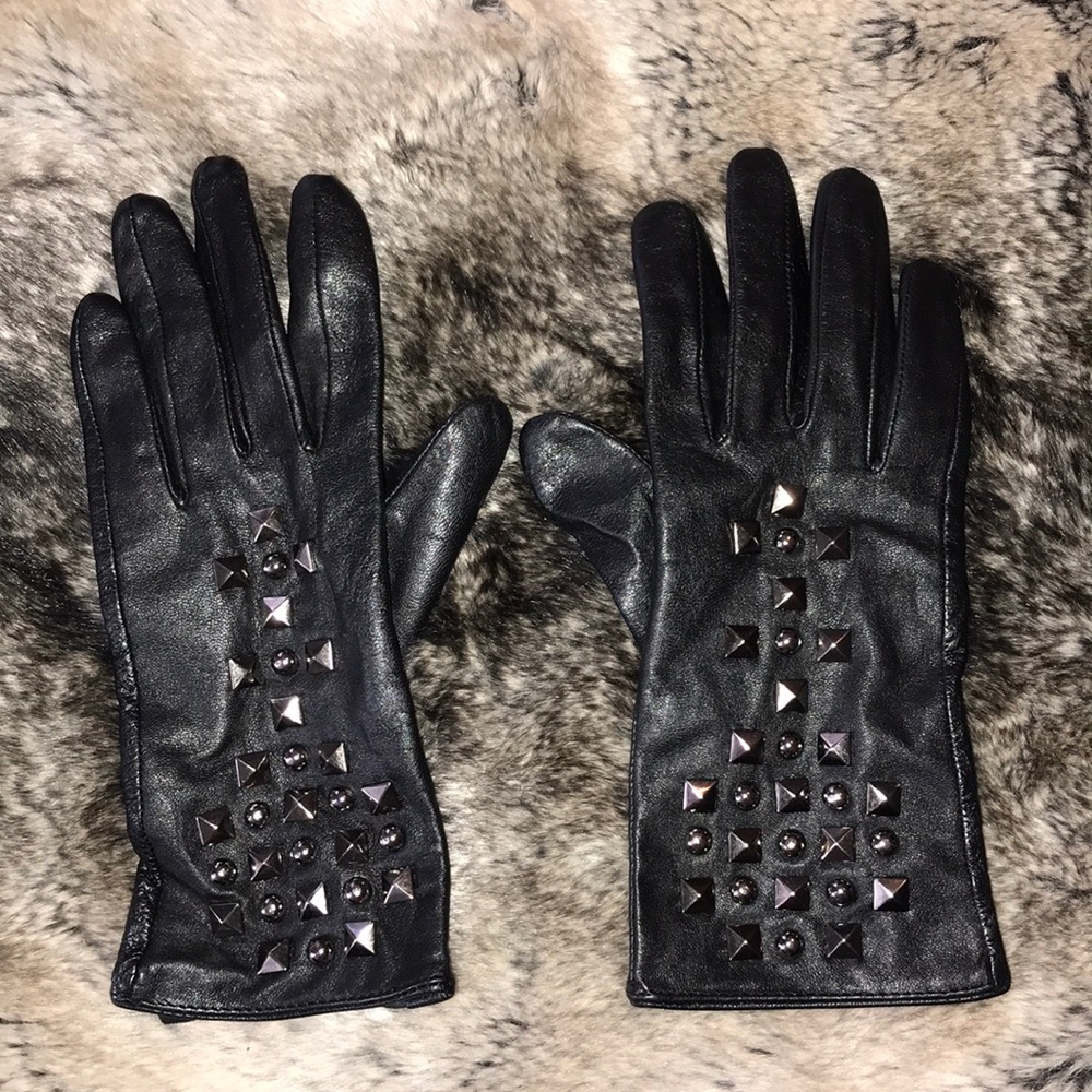 🔥Leather Studded Gloves🔥